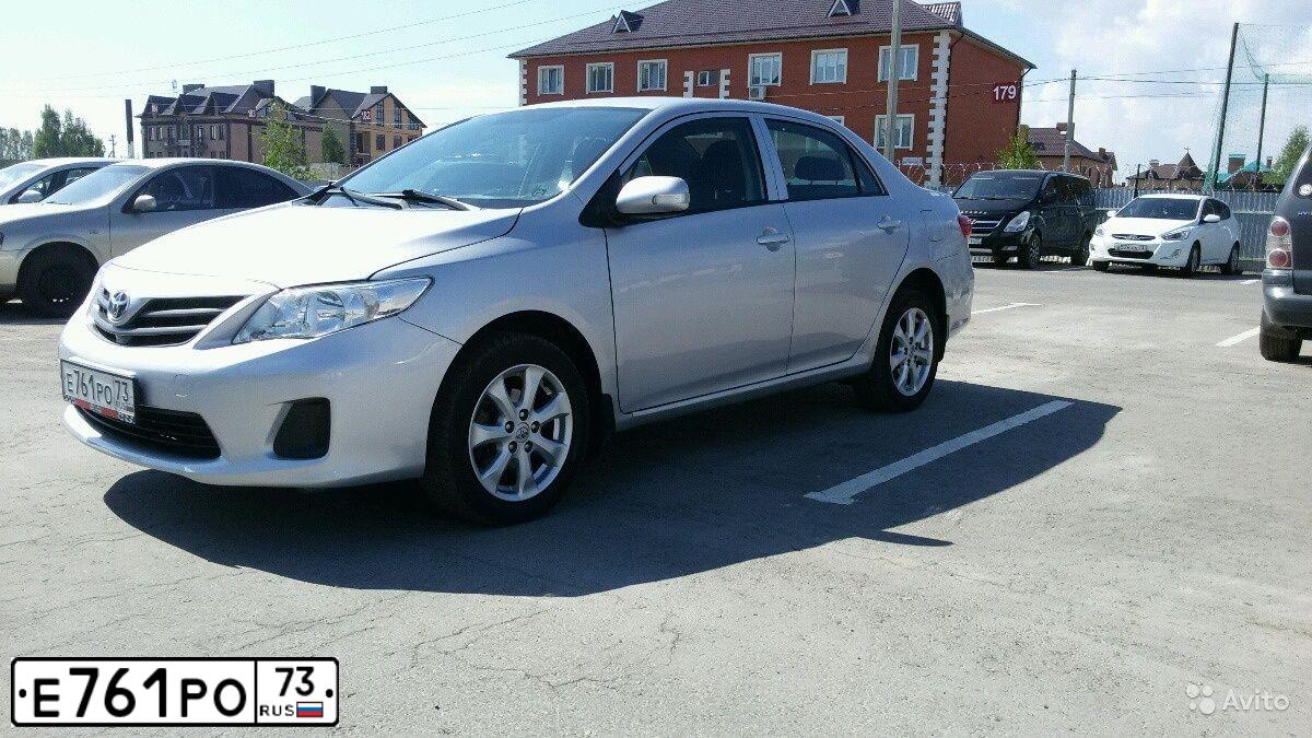 Фото автомобиля TOYOTA COROLLA, 2011 — госномер К098СВ21. Цвет: Серебристый