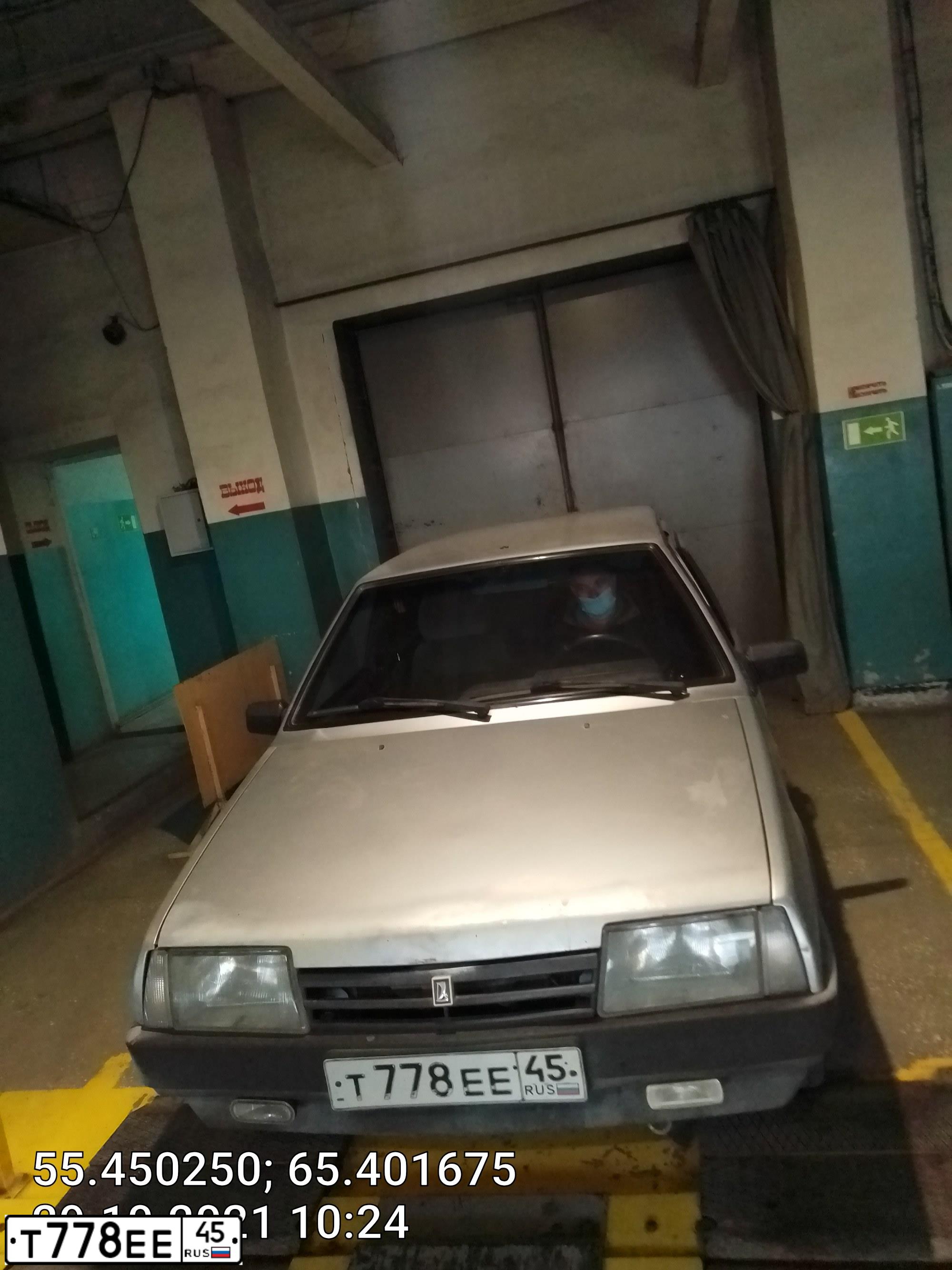 Фото автомобиля VAZ 2109 SAMARA, 2002 — госномер Т778ЕЕ45. Цвет: СВЕТЛО СЕРЕБРИСТЫЙ МЕТАЛЛ