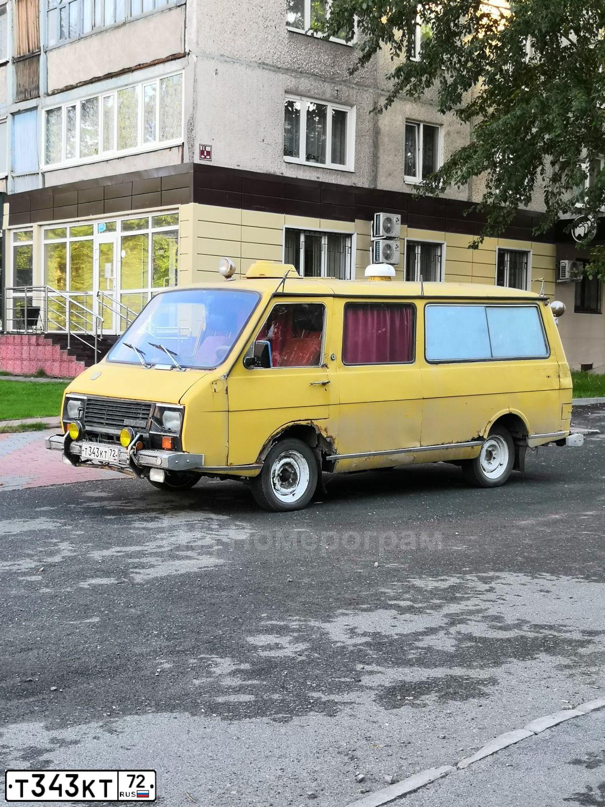 Фото автомобиля RAF F 2203, 1991 — госномер Т343КТ72. Цвет: ЖЕЛТЫЙ