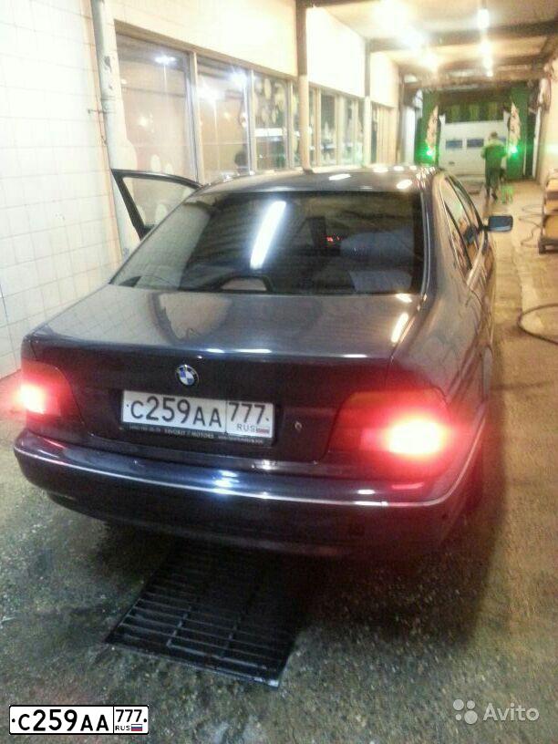 Фото автомобиля BMW SERIE 5, 1997 — госномер К686СТ90. Цвет: ВИШНЕВЫЙ