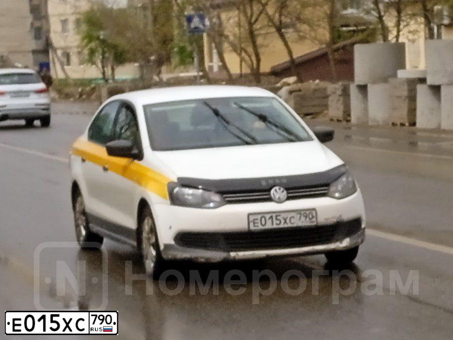 Фото автомобиля VOLKSWAGEN POLO, 2014 — госномер У481КА797. Цвет: БЕЛЫЙ-ЖЕЛТЫЙ-СЕРЫЙ