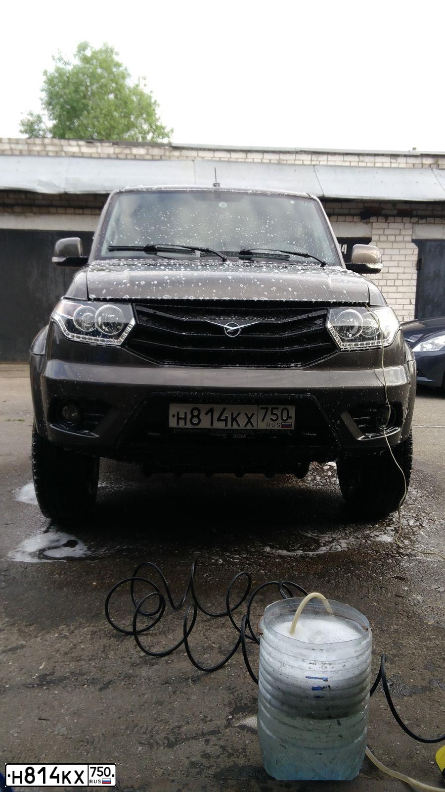 Фото автомобиля UAZ 3163 PATRIOT, 2015 — госномер Х145СН69. Цвет: РИЧМО-МЕТАЛЛИК