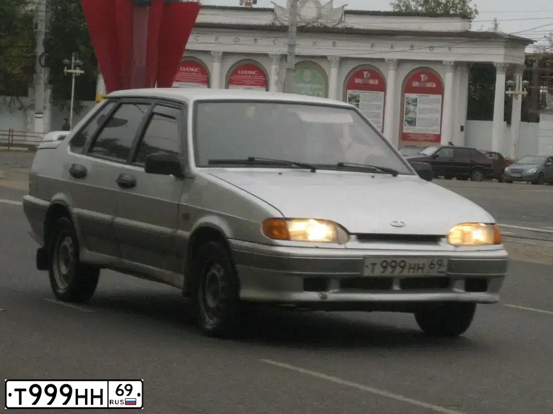 Фото автомобиля LADA 2115 SAMARA, 2004 — госномер Т999НН69. Цвет: СВЕТЛО-СЕРЕБРИСТЫЙ МЕТАЛЛИК