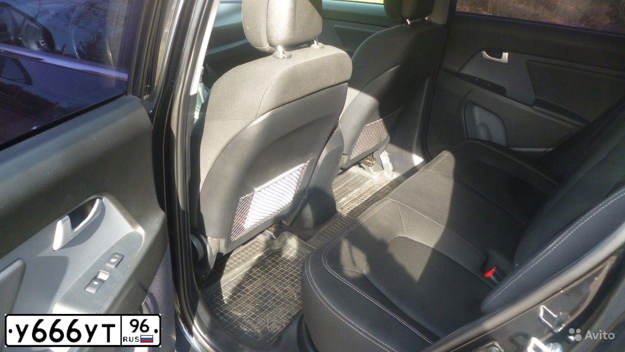 Фото автомобиля KIA SPORTAGE, 2012 — госномер У666УТ96. Цвет: ЧЕРНЫЙ
