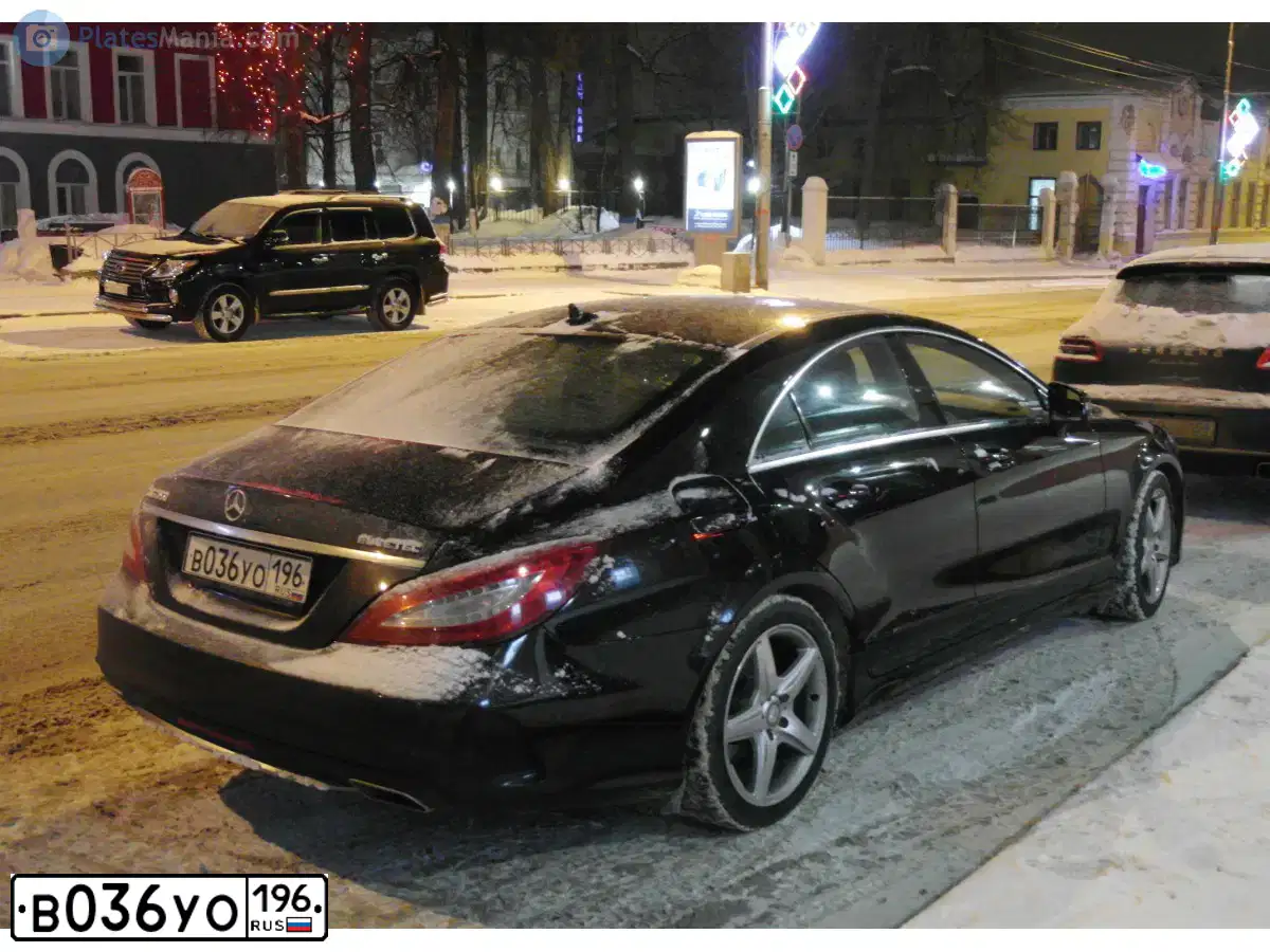 Фото автомобиля MERCEDES CLS-KLASSE, 2015 — госномер О002ВС74. Цвет: ЧЕРНЫЙ