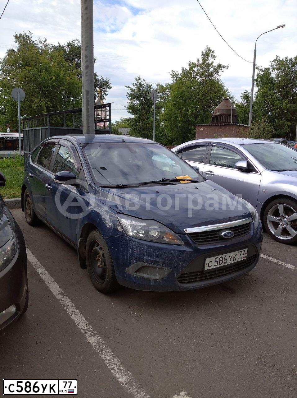 Фото автомобиля FORD FOCUS, 2010 — госномер С586УК77. Цвет: СИНИЙ ТЕМНЫЙ