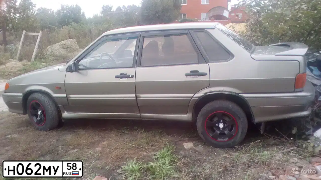 Фото автомобиля LADA 2115 SAMARA, 2002 — госномер Н062МУ58. Цвет: СЕРЕБРИСТЫЙ СЕРО-ЗЕЛЕНЫЙ