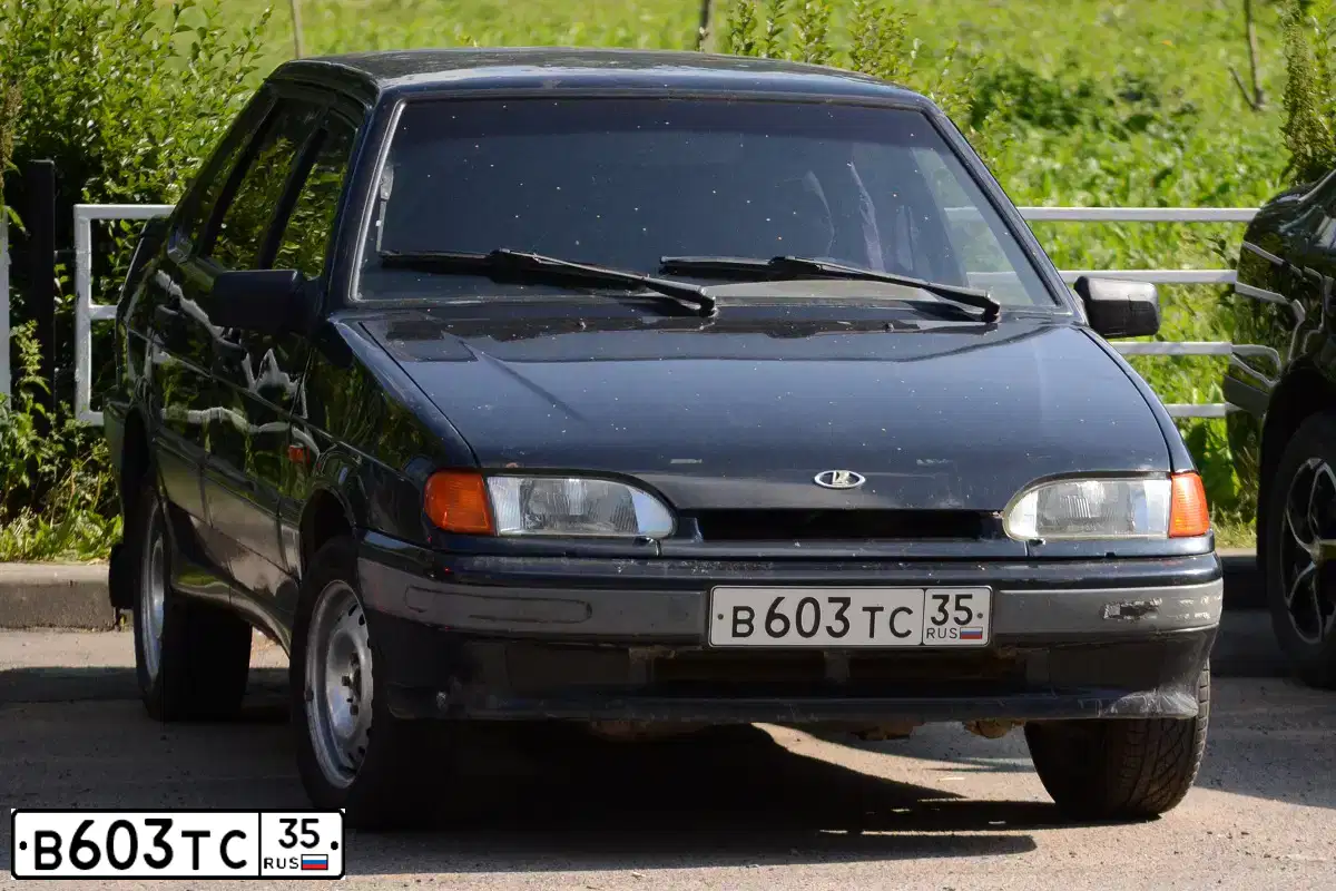 Фото автомобиля VAZ 2115 SAMARA, 2005 — госномер Т996СР35. Цвет: ЧЕРНЫЙ
