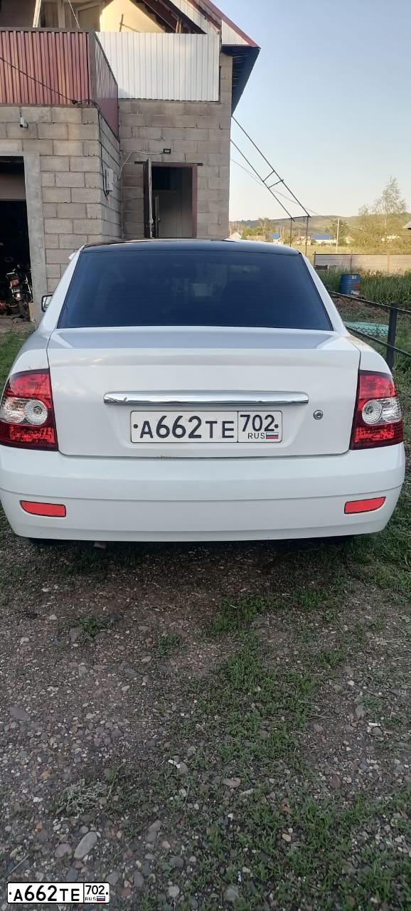 Фото автомобиля LADA 2170 PRIORA, 2009 — госномер А662ТЕ702. Цвет: Белый