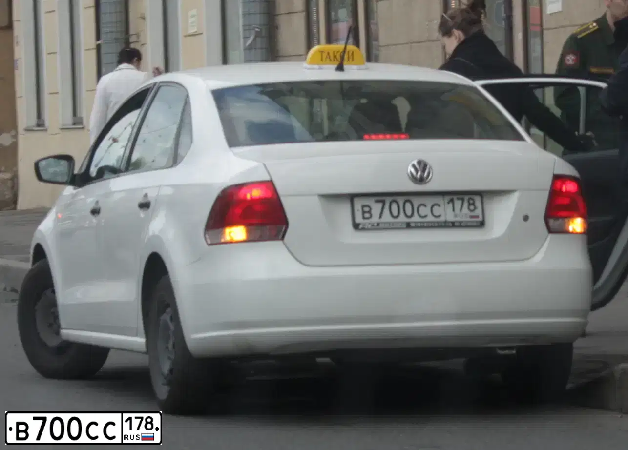 Фото автомобиля VOLKSWAGEN POLO, 2013 — госномер Р109ОА11. Цвет: Белый