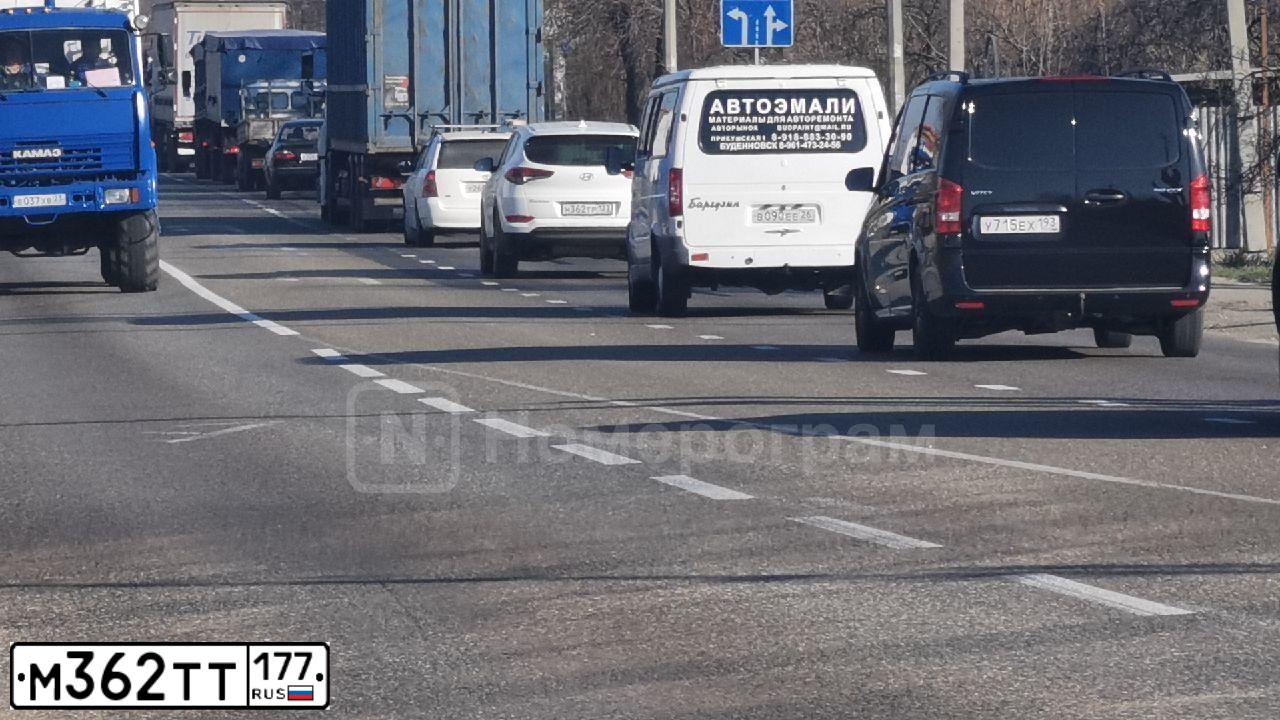 Фото автомобиля CITROEN XSARA PICASSO, 2005 — госномер Т285ХВ97. Цвет: ЗЕЛЕНО-ГОЛУБОЙ