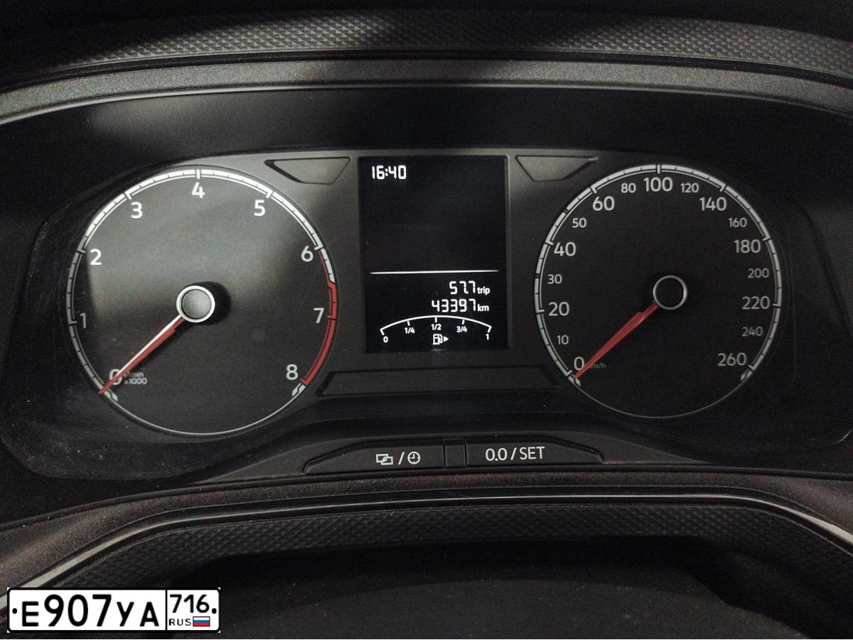 Фото автомобиля VOLKSWAGEN POLO, 2020 — госномер О263УК716. Цвет: СЕРЫЙ
