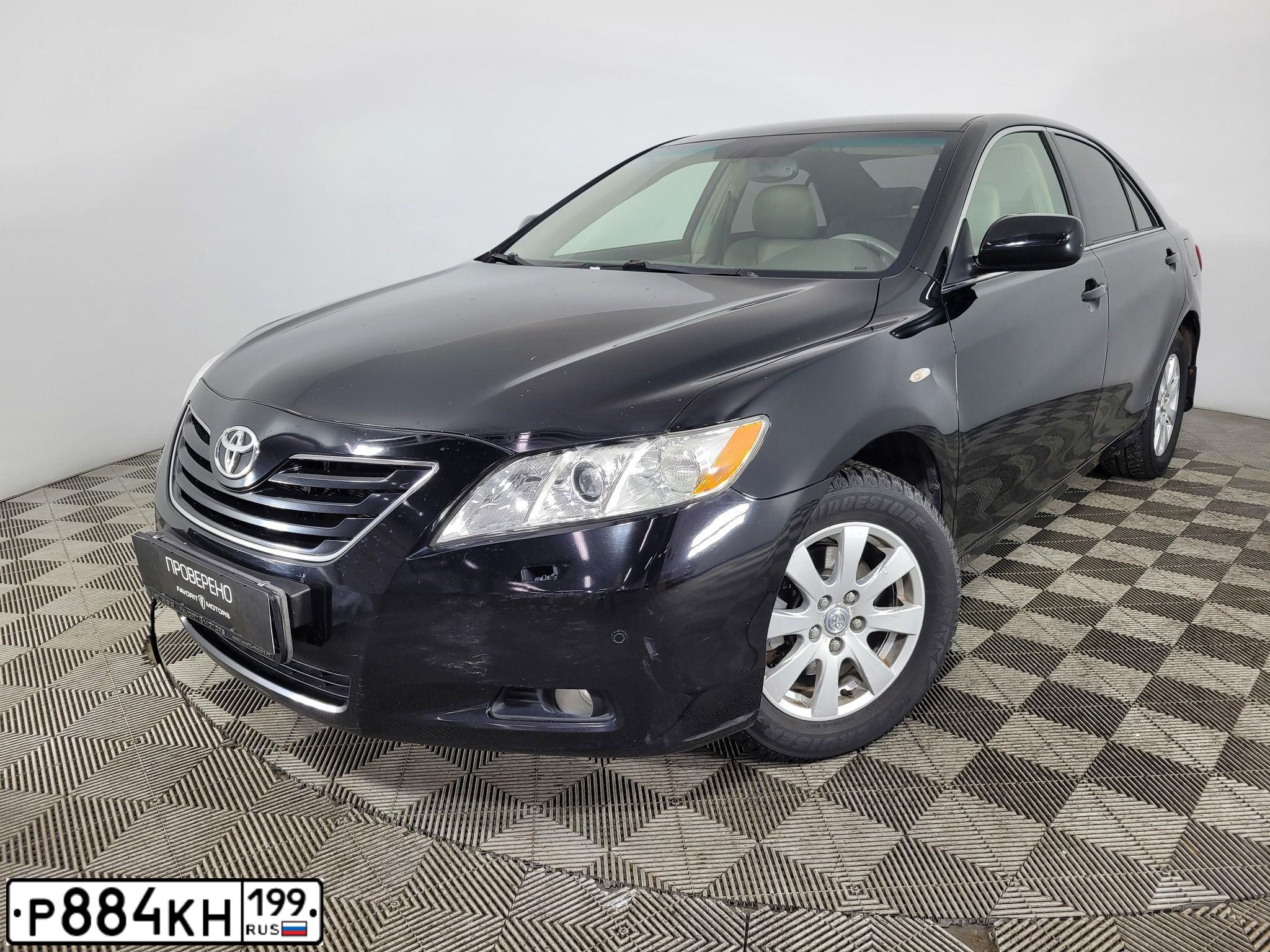 Фото автомобиля TOYOTA CAMRY, 2008 — госномер Р884КН199. Цвет: ЧЕРНЫЙ