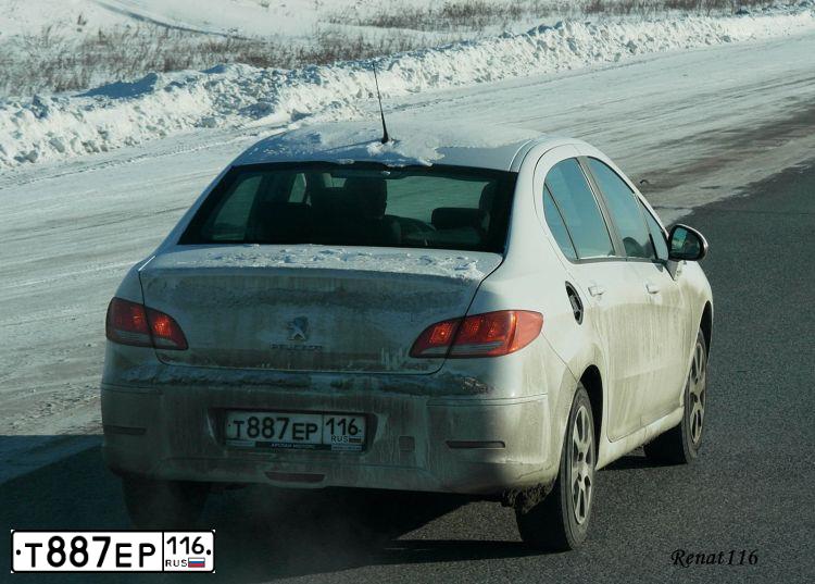 Фото автомобиля PEUGEOT 408, 2013 — госномер Т887ЕР116. Цвет: БЕЛЫЙ