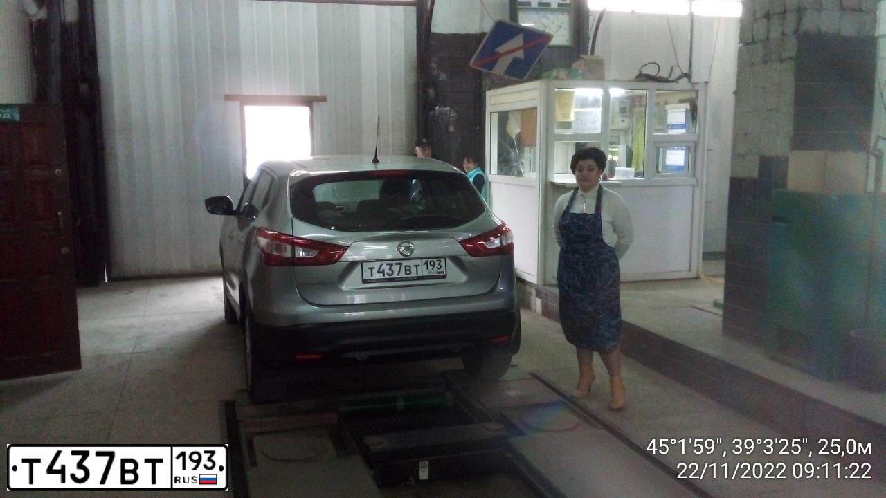 Фото автомобиля NISSAN QASHQAI, 2014 — госномер С655РН193. Цвет: СЕРЕБРИСТЫЙ