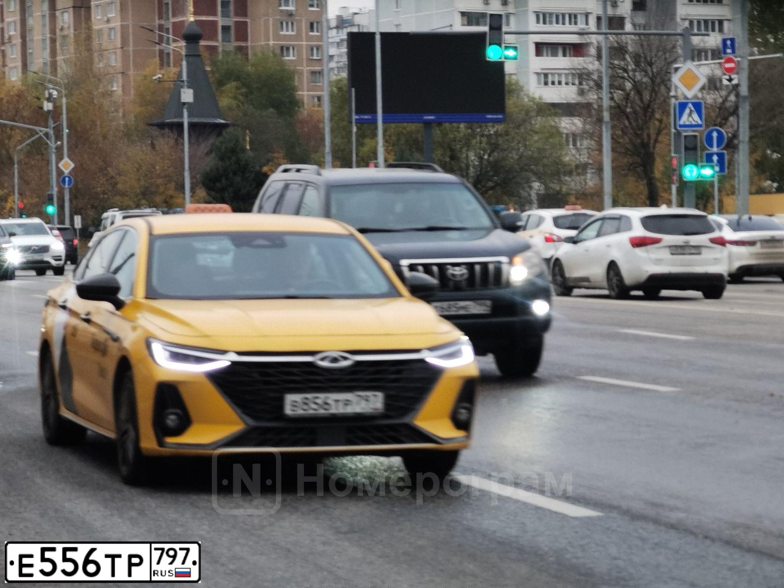 Фото автомобиля LADA 2107, 2008 — госномер Е556ТР797. Цвет: Красный