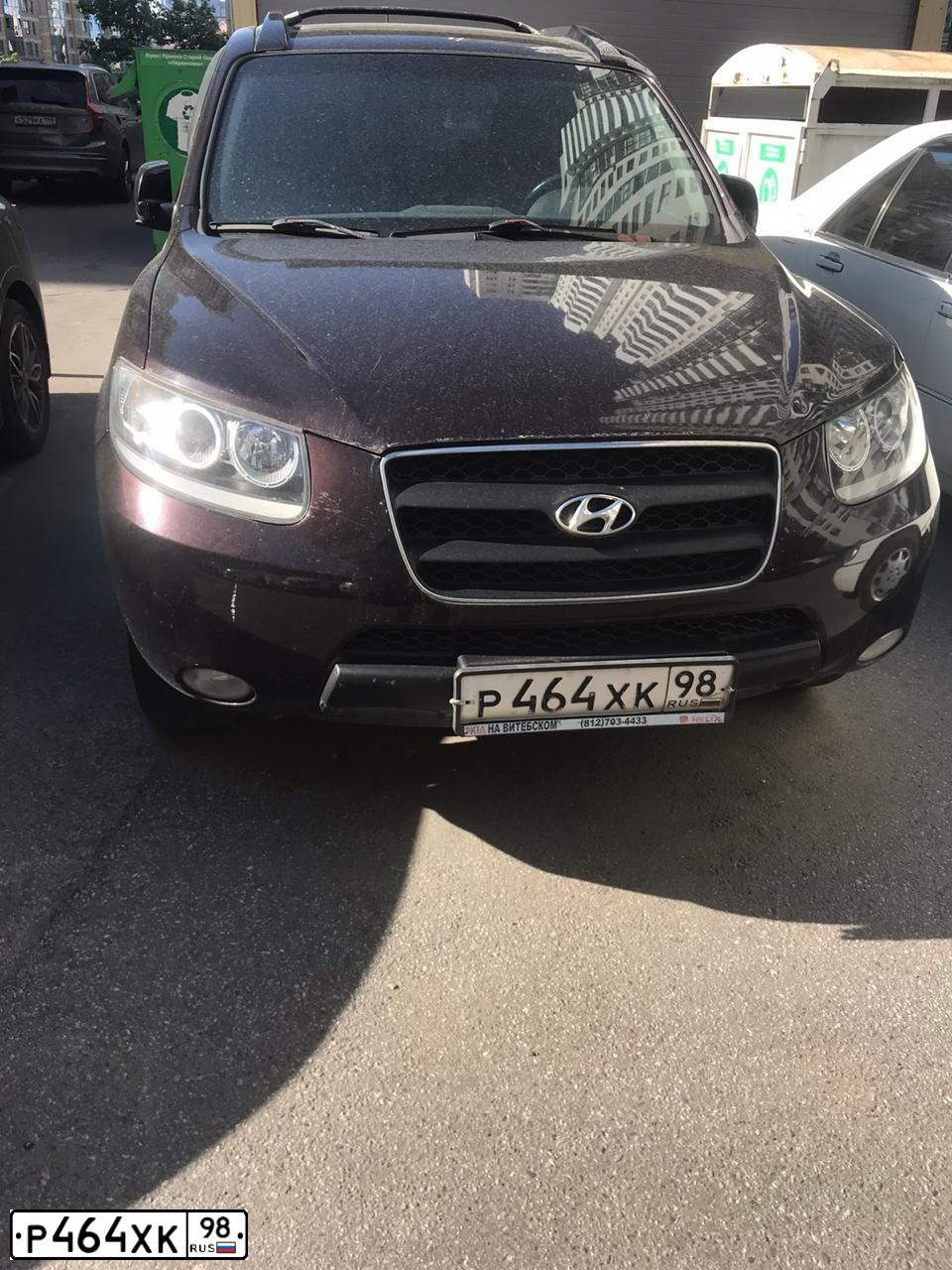 Фото автомобиля HYUNDAI SANTA FE, 2006 — госномер Е649КК164. Цвет: ТЕМНО-КРАСНЫЙ