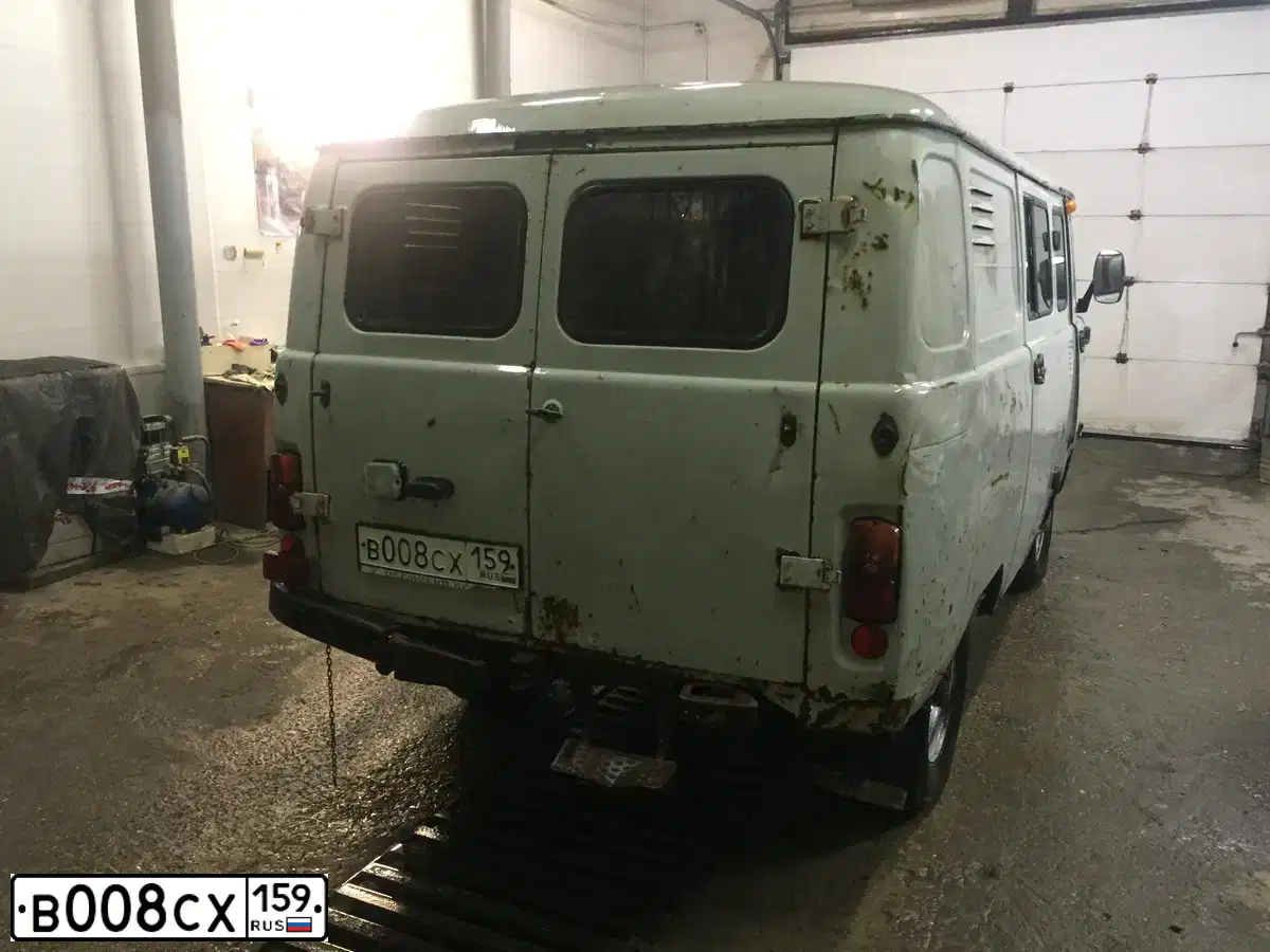 Фото автомобиля UAZ 3909, 2015 — госномер В008СХ159