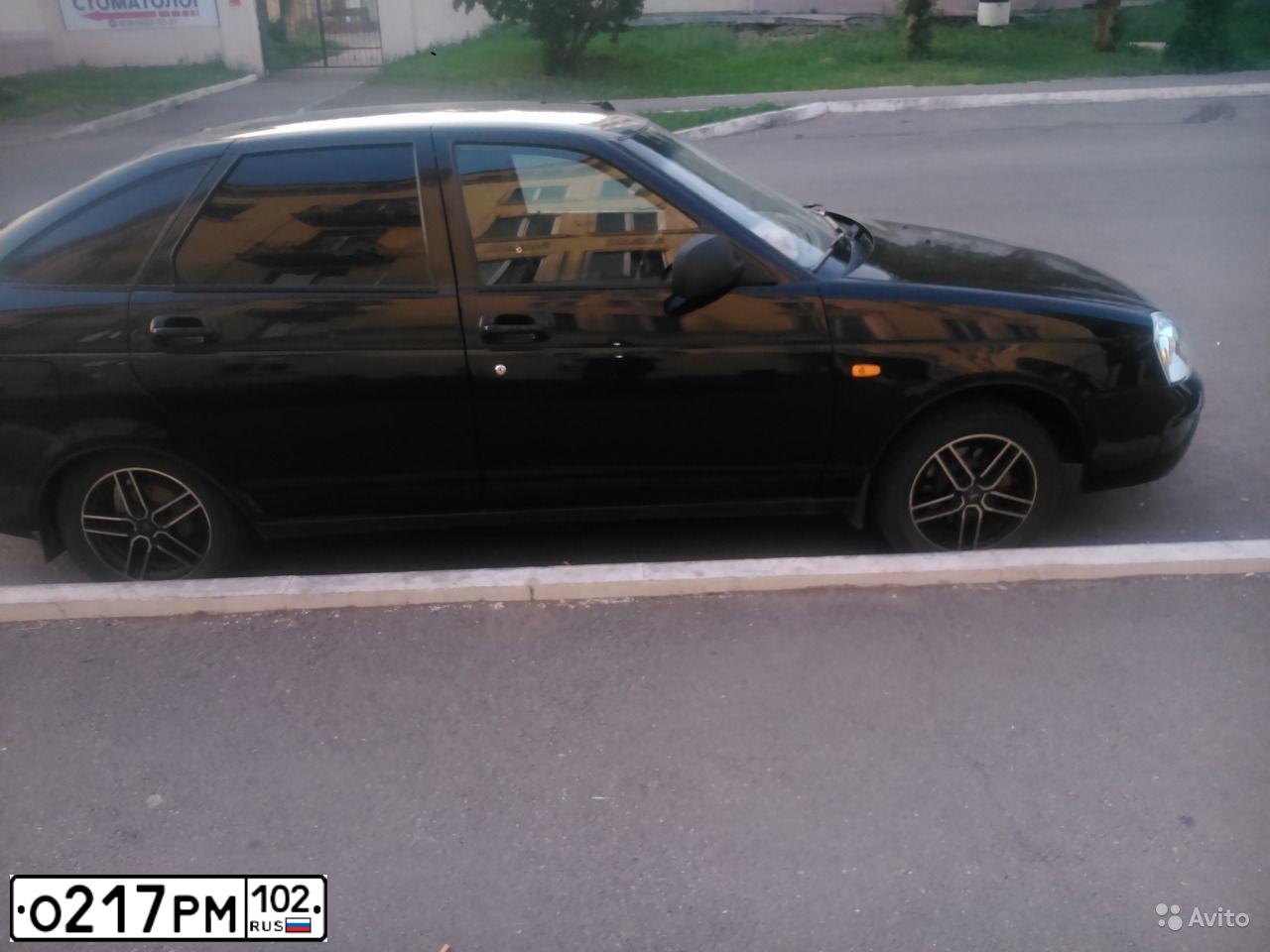 Фото автомобиля LADA 2172 PRIORA, 2010 — госномер О451РВ702. Цвет: Сине-Черный