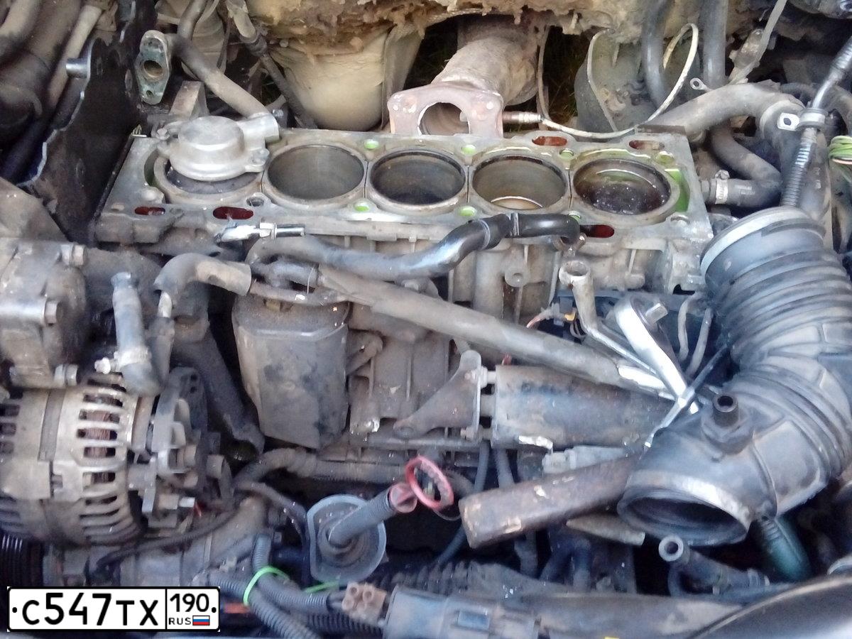 Фото автомобиля VOLVO S80, 1999 — госномер Р186АА797
