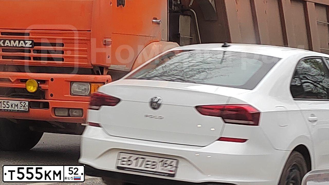 Фото автомобиля FORD FOCUS, 2007 — госномер Т555КМ52. Цвет: ТЕМНО-СЕРЫЙ