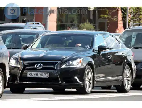 Фото автомобиля МЕРСЕДЕС-БЕНЦ S 500 4 MATIC, 2016 — госномер А180УВ797. Цвет: ЧЕРНО-СИНИЙ