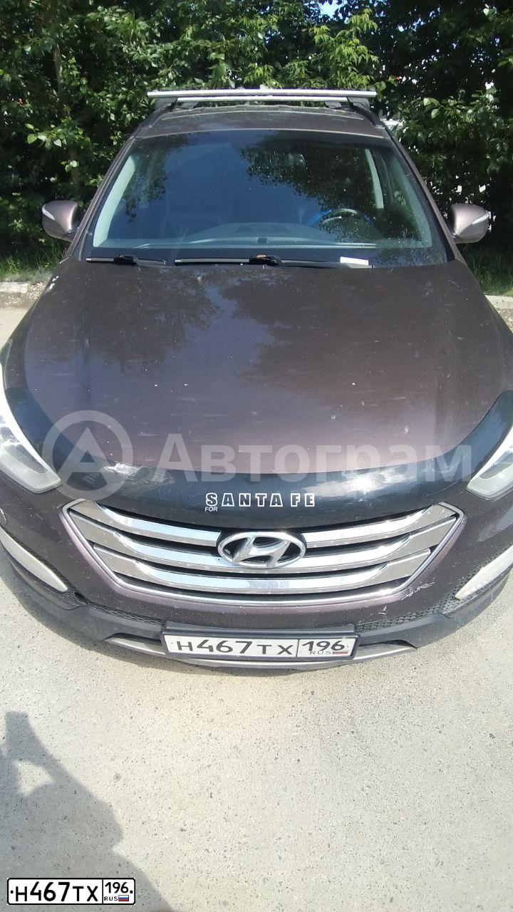 Фото автомобиля HYUNDAI SANTA FE, 2013 — госномер Н467ТХ196. Цвет: Коричневый
