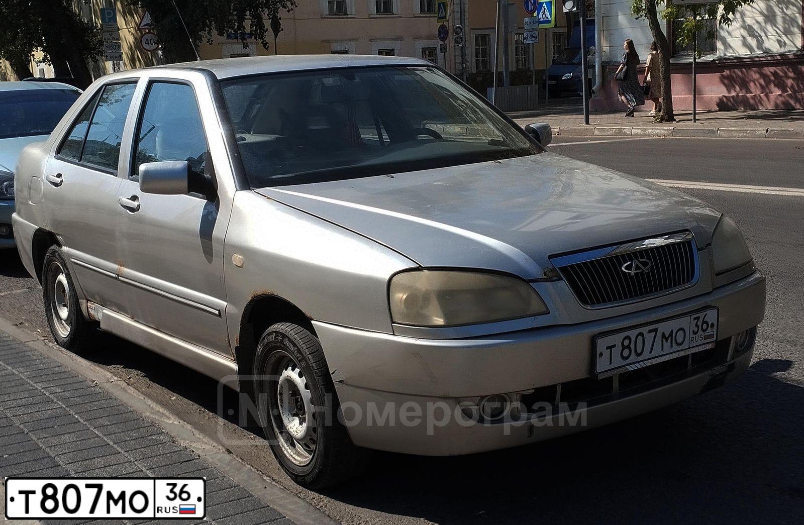 Фото автомобиля CHERY AMULET /FLAGCLOUD/, 2006 — госномер Т807МО36. Цвет: серебристый