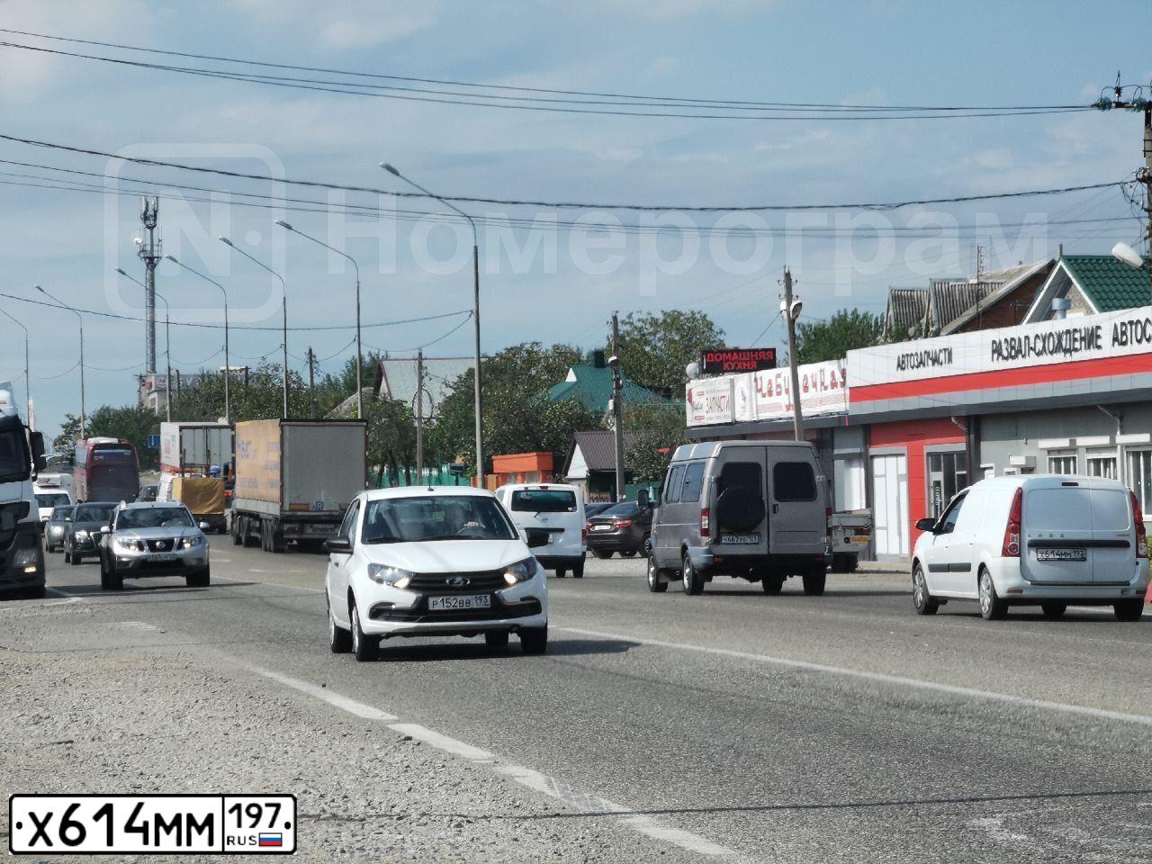 Фото автомобиля LADA 1119 KALINA, 2010 — госномер Х614АМ197. Цвет: СВЕТЛО-ЗЕЛЕНЫЙ