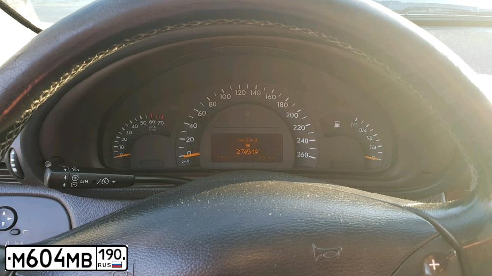 Фото автомобиля MERCEDES C-KLASSE, 2002 — госномер О818ОА40. Цвет: ЧЕРНЫЙ