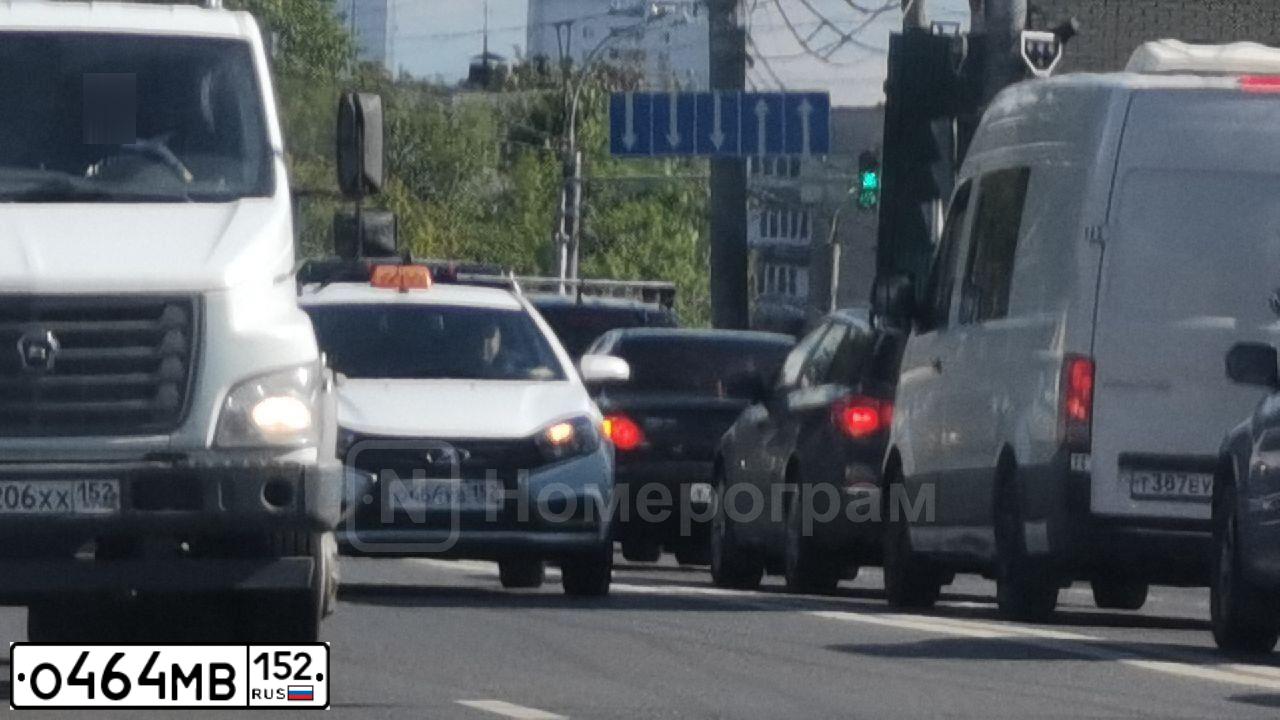 Фото автомобиля LIFAN X 60, 2016 — госномер О464МВ152. Цвет: Белый
