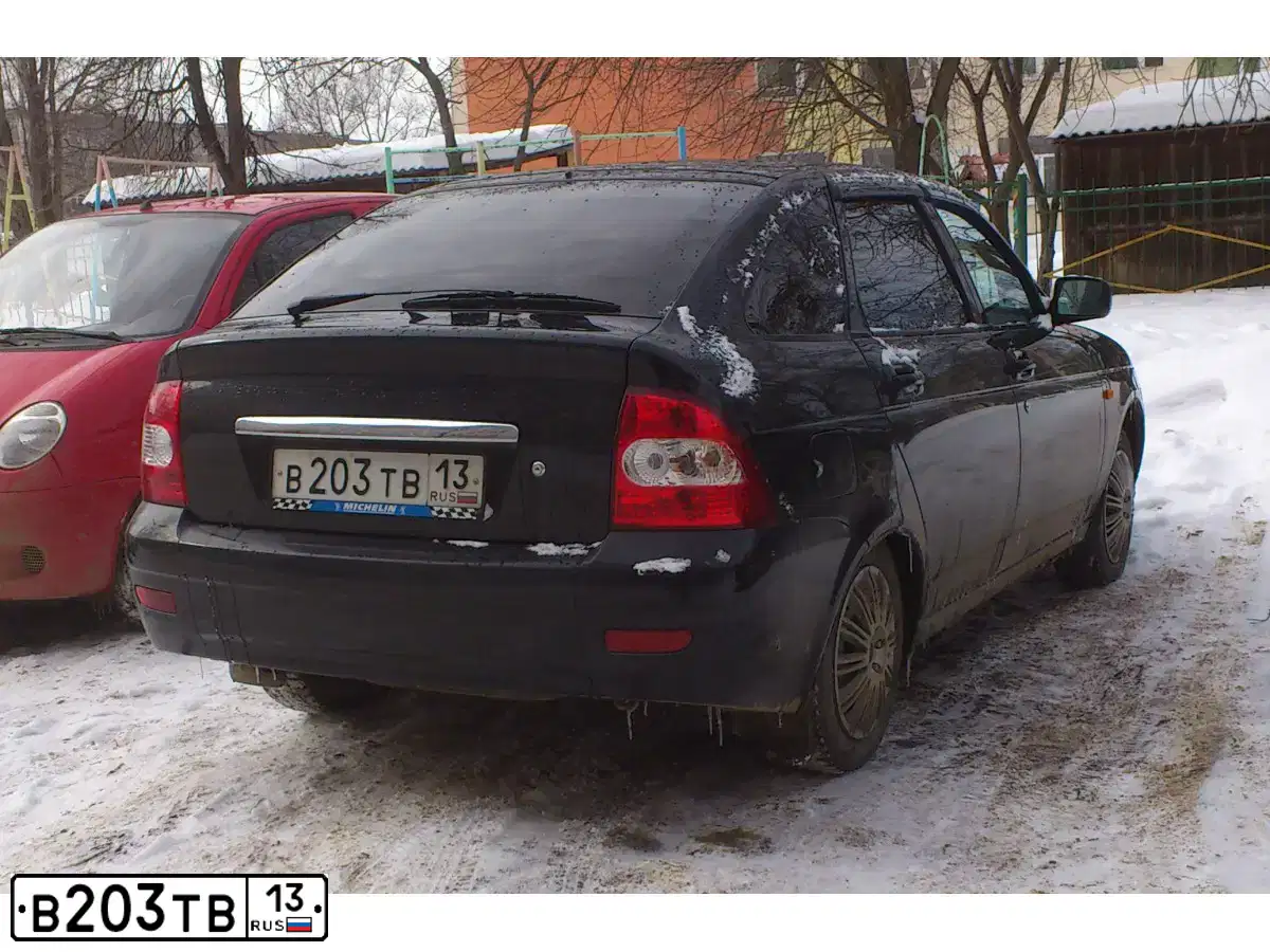 Фото автомобиля LADA 2172 PRIORA, 2010 — госномер В203ТВ13. Цвет: СИНЕ-ЧЕРНЫЙ