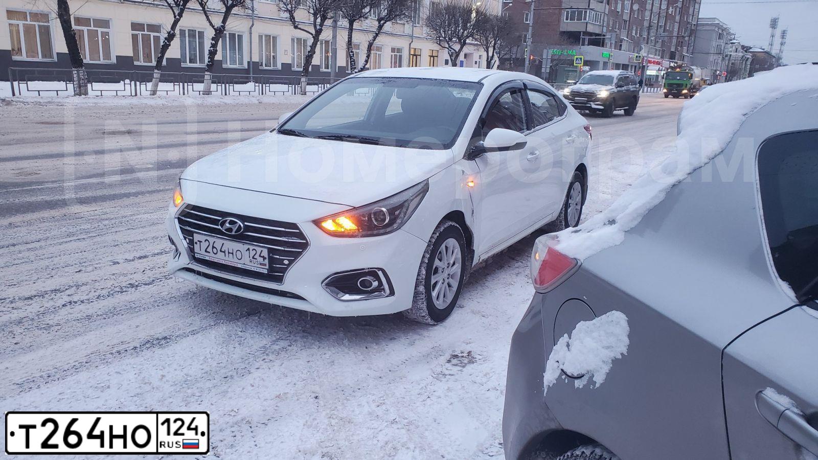 Фото автомобиля HYUNDAI SOLARIS, 2017 — госномер Т264НО124. Цвет: БЕЛЫЙ