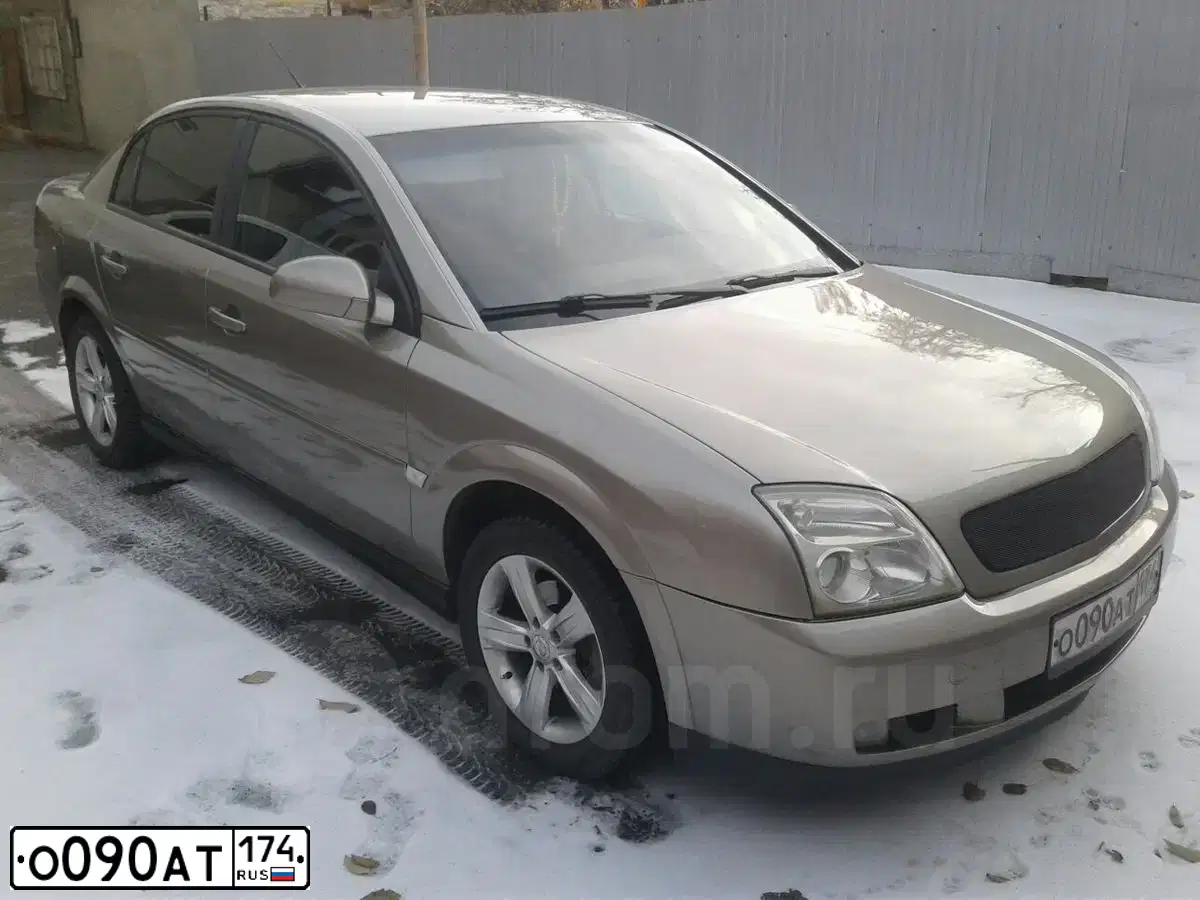 Фото автомобиля KIA CEE'D, 2013 — госномер О090АТ174. Цвет: Белый