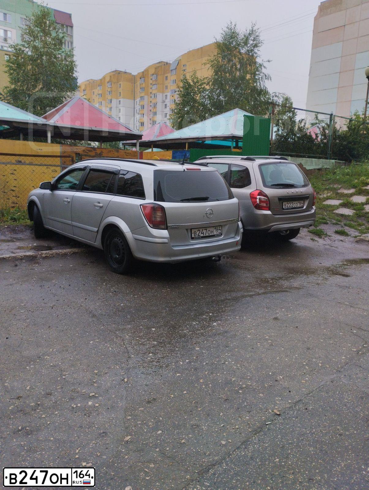 Фото автомобиля OPEL ASTRA, 2007 — госномер В247ОН164. Цвет: Серебристый