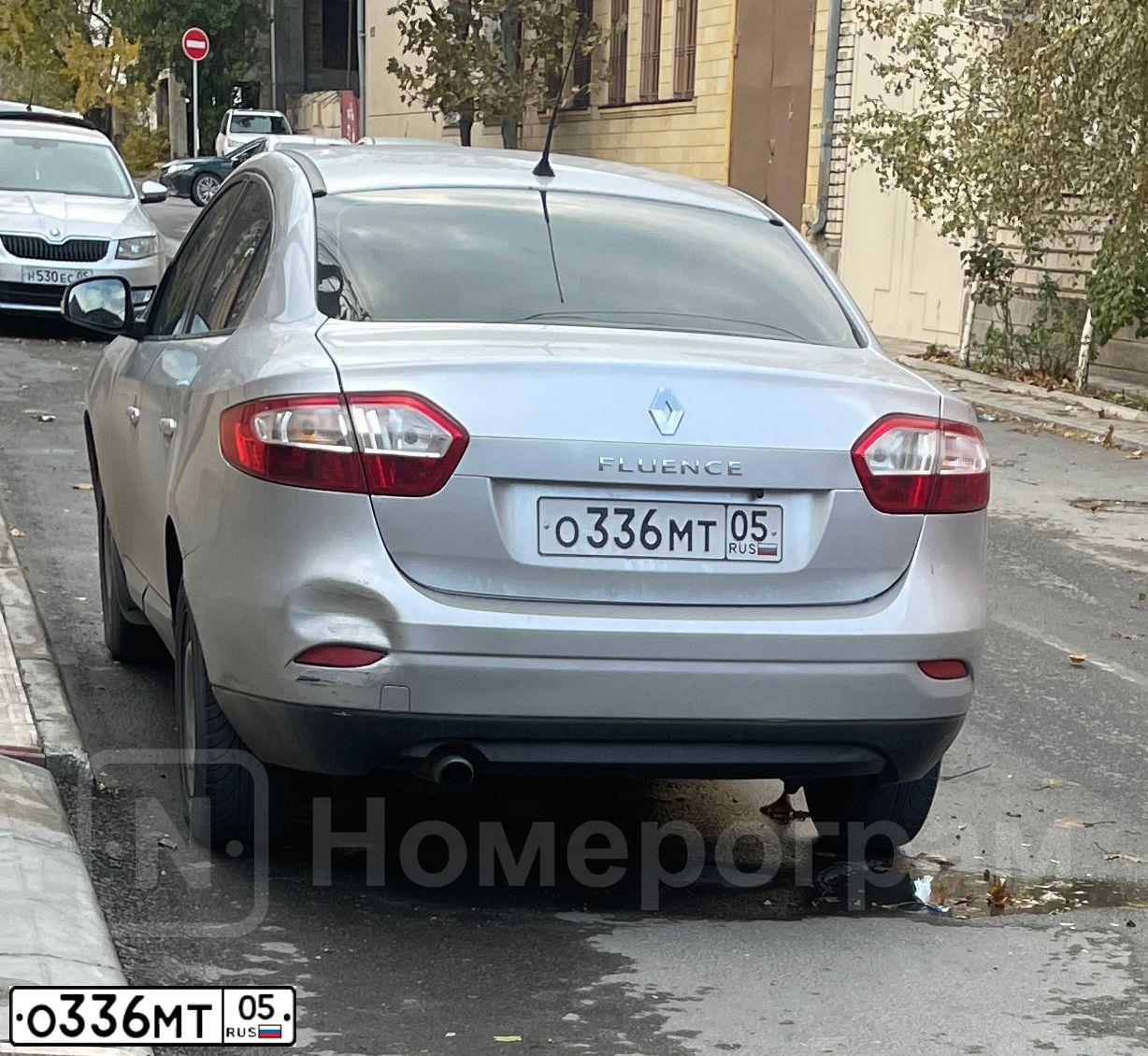 Фото автомобиля RENAULT FLUENCE, 2013 — госномер О336МТ05. Цвет: СВЕТЛО-СЕРЫЙ