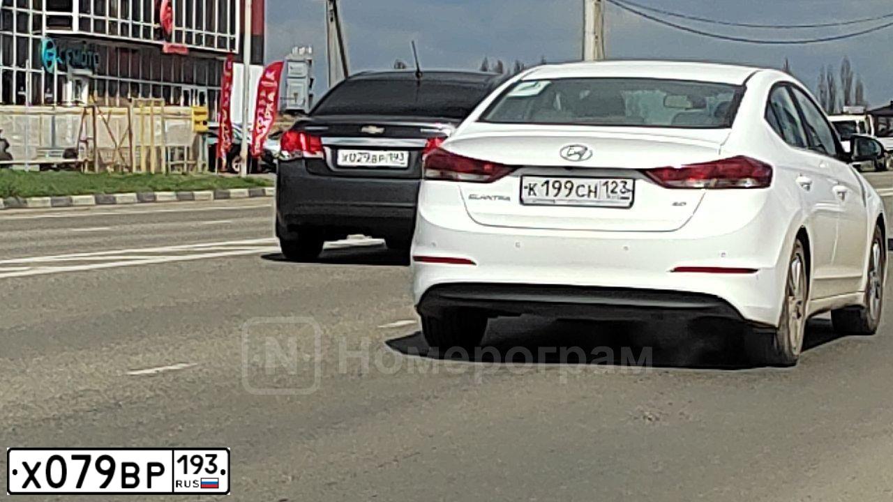 Фото автомобиля BMW SERIE 5, 2012 — госномер Н700ОВ123. Цвет: Белый