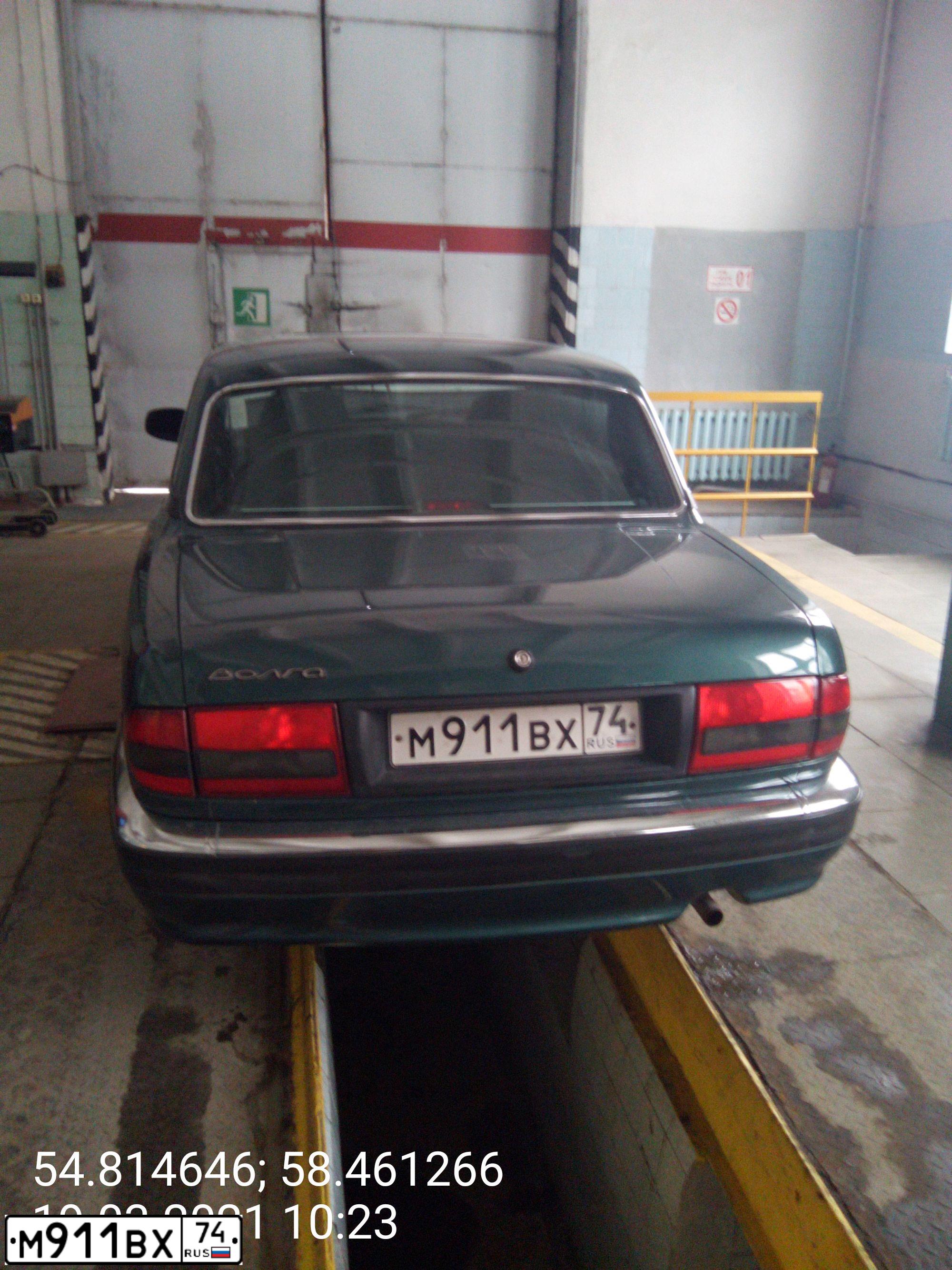 Фото автомобиля GAZ 3110 WOLGA, 1993 — госномер М911ВХ74. Цвет: ТЕМНО-ЗЕЛЕНЫЙ