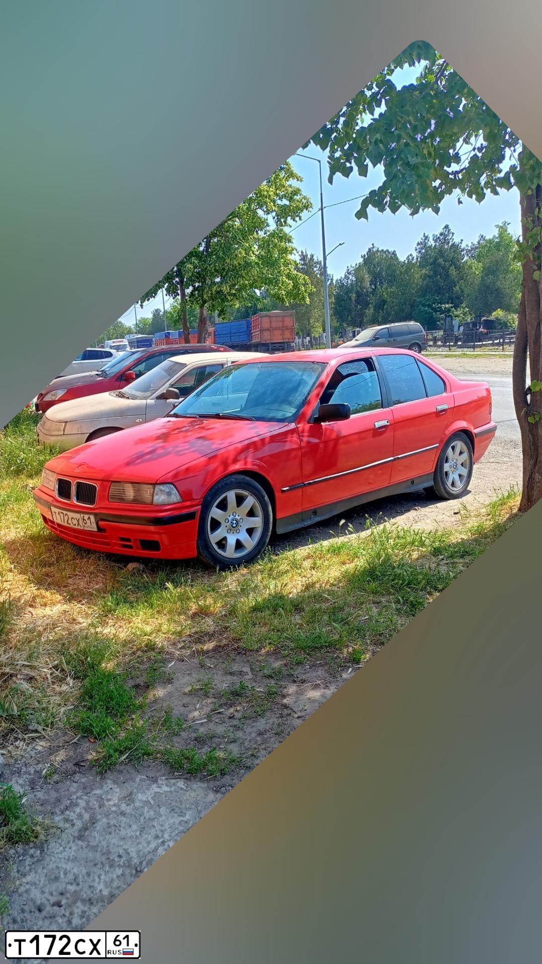 Фото автомобиля BMW SERIE 3, 1992 — госномер Т172СХ61. Цвет: КРАСНЫЙ