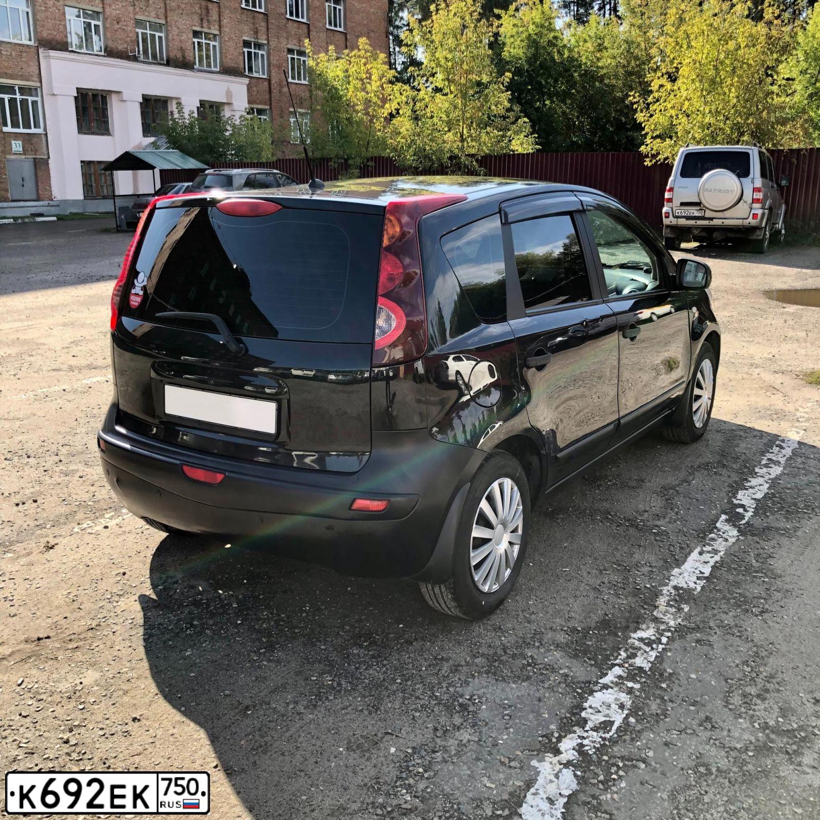 Фото автомобиля UAZ 3163 PATRIOT, 2013 — госномер К692ЕК750. Цвет: ЖЕЛТЫЙ