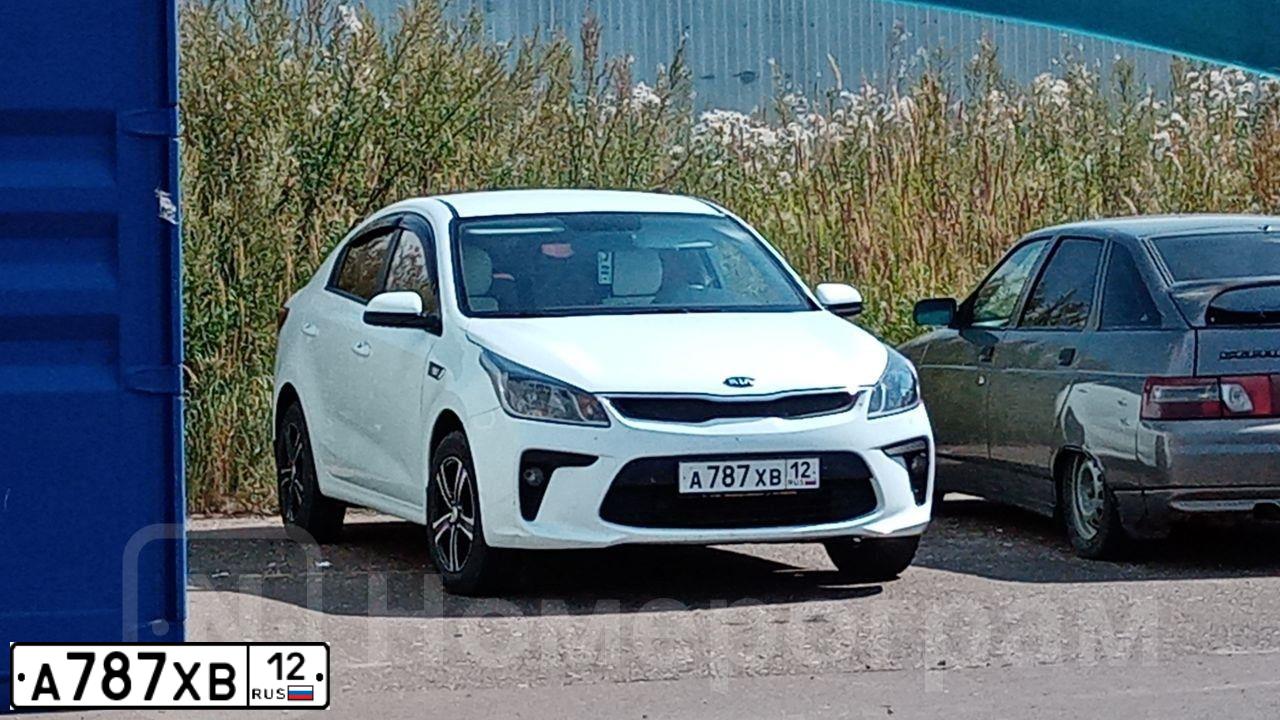 Фото автомобиля KIA RIO, 2017 — госномер А787ХВ12. Цвет: Белый
