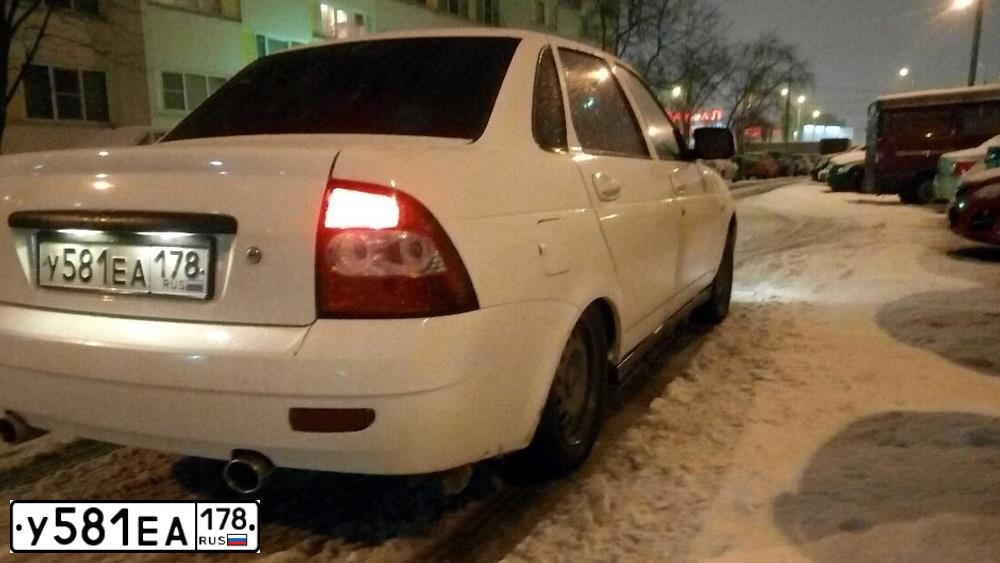 Фото автомобиля LADA 2170 PRIORA, 2012 — госномер С003ЕХ53. Цвет: Белый