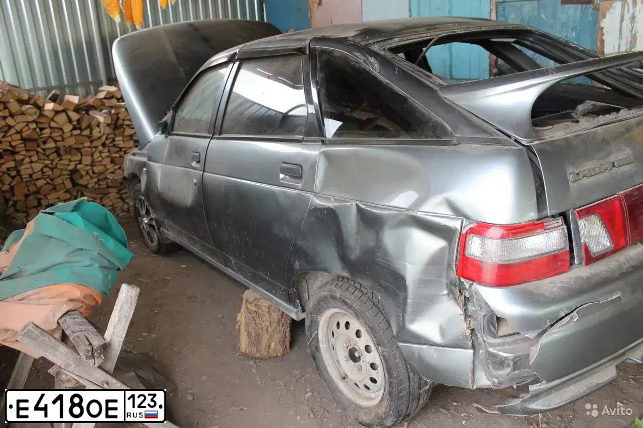 Фото автомобиля LADA 2112, 2007 — госномер Е418ОЕ123. Цвет: СРЕД СЕР -ЗЕЛЕН МЕТ
