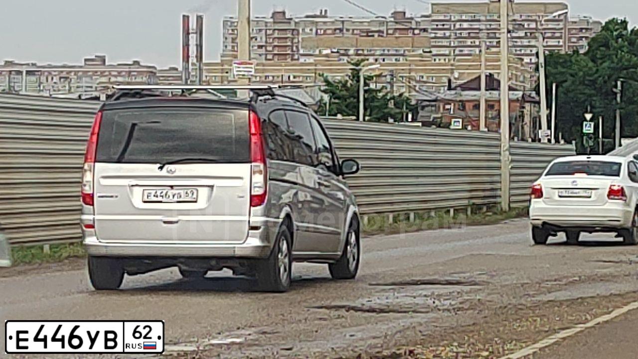 Фото автомобиля ВАЗ 21122, 2002 — госномер Е446УВ62. Цвет: СЕРЕБРИСТЫЙ СЕРО-ЗЕЛЕНЫЙ