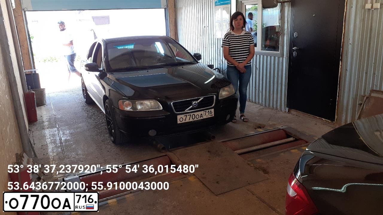 Фото автомобиля VOLVO S60, 2007 — госномер Н785ОА702. Цвет: ЧЕРНЫЙ