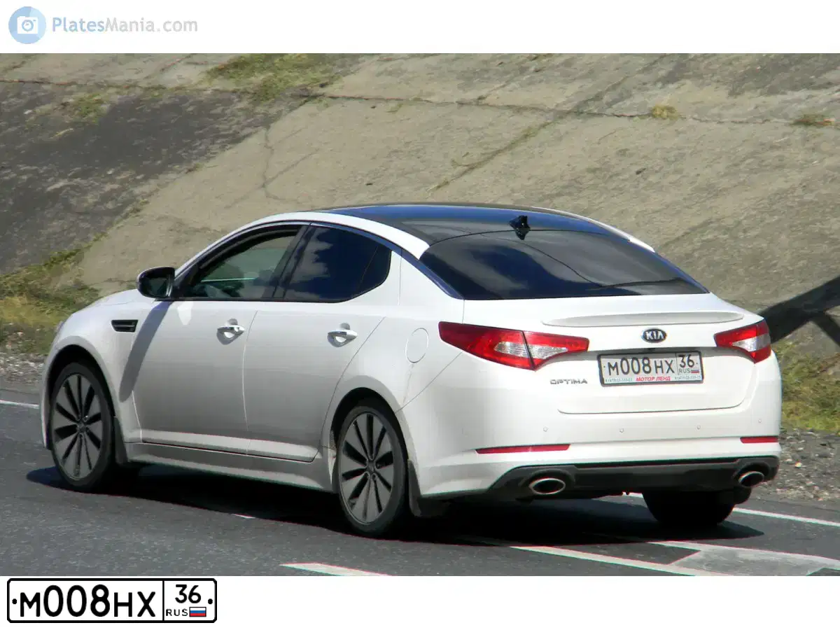 Фото автомобиля KIA MAGENTIS / OPTIMA, 2013 — госномер О979ХВ48. Цвет: Белый
