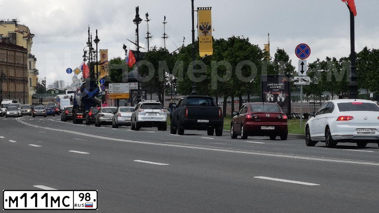 Фото автомобиля KIA SPECTRA, 2002 — госномер У230МТ47. Цвет: ТЕМНО-ЗЕЛЕНЫЙ