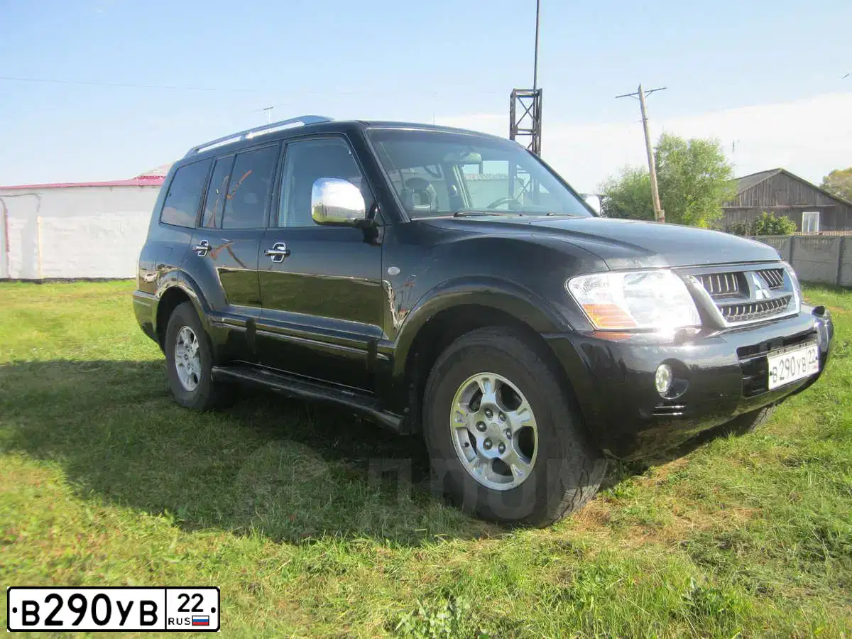 Фото автомобиля MITSUBISHI PAJERO, 2005 — госномер В290УВ22. Цвет: ЧЕРНЫЙ