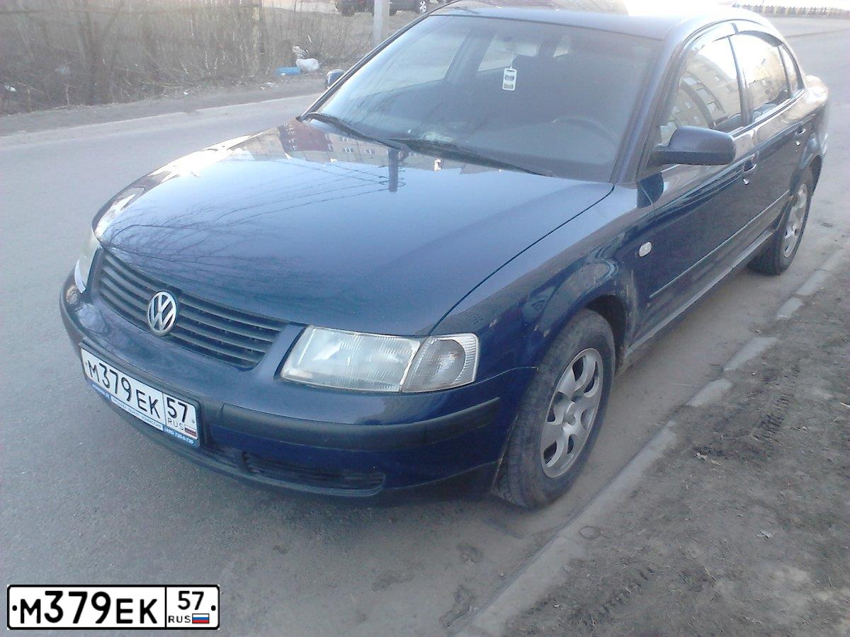Фото автомобиля VOLKSWAGEN PASSAT, 2000 — госномер М879КС177. Цвет: ТЕМНО-СИНИЙ