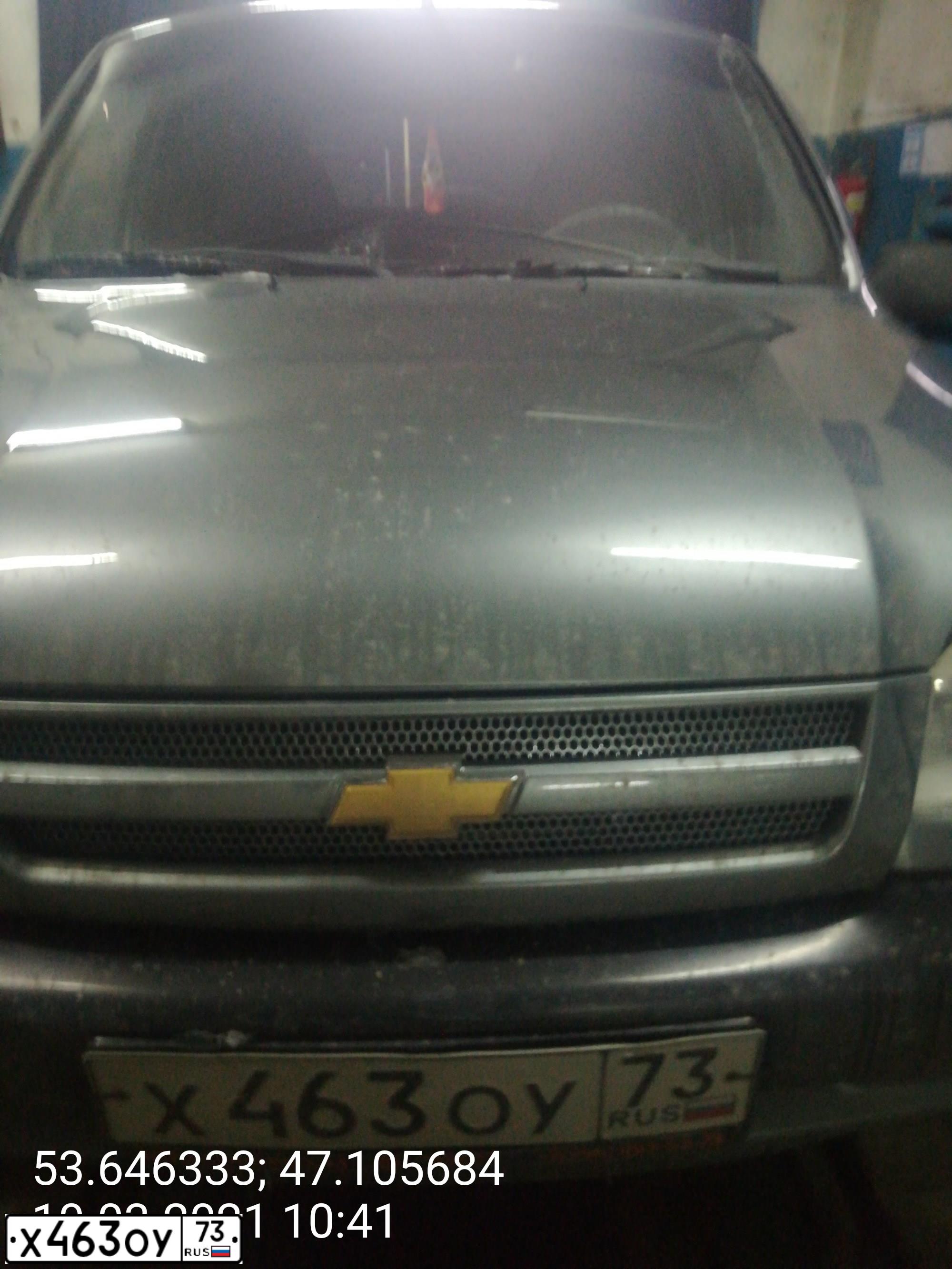 Фото автомобиля CHEVROLET NIVA, 2006 — госномер Х463ОУ73. Цвет: ТЕМНО-СЕРЫЙ МЕТАЛЛИК